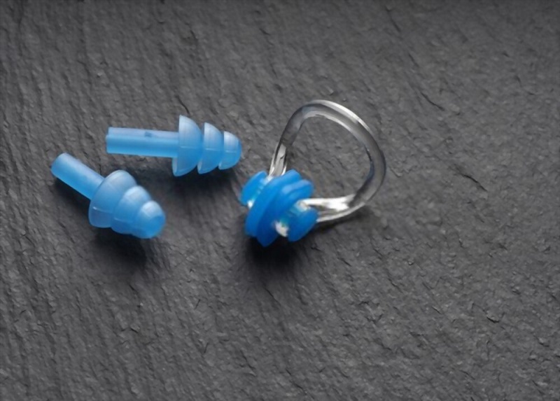 swimming ear plugs 