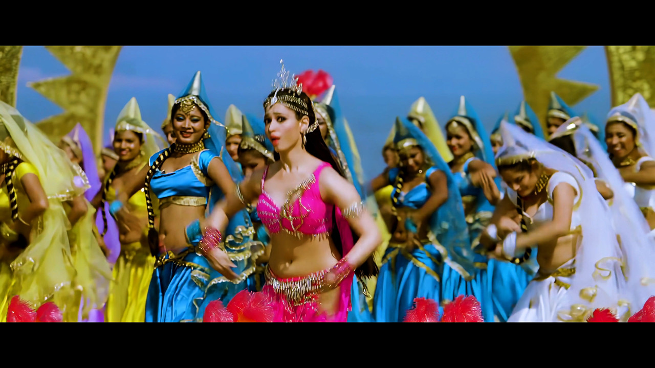 Tamanna Hot Song From Himmatwala Naino Main Sapna 4K (Best Quality).mp4_snapshot_00.44_[2021.04.05_1