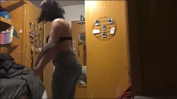 [Image: Voyeur18495082812.jpg]
