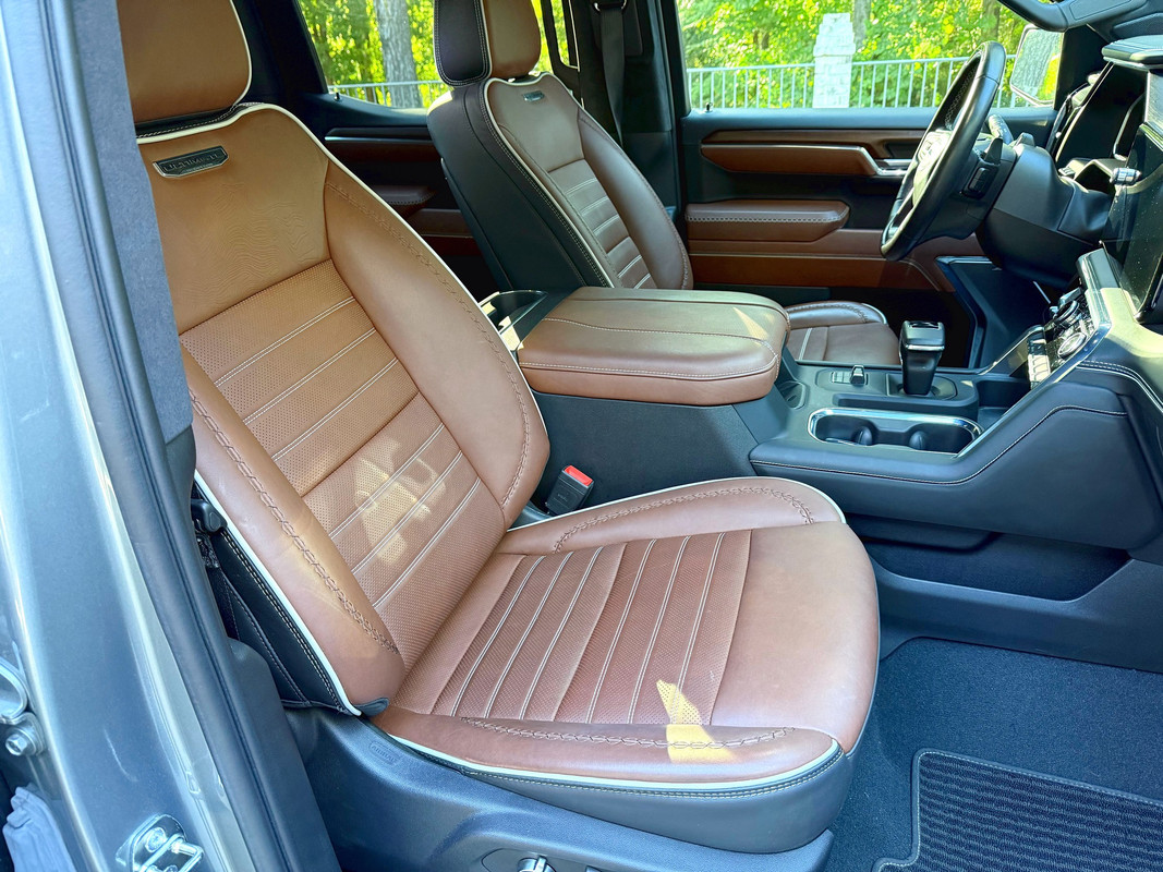 Vehicle thumbnail 16