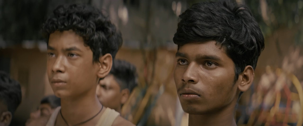 Bomb 2025 WebRip [Hindi + Tamil] 480p 720p ESub Screenshot