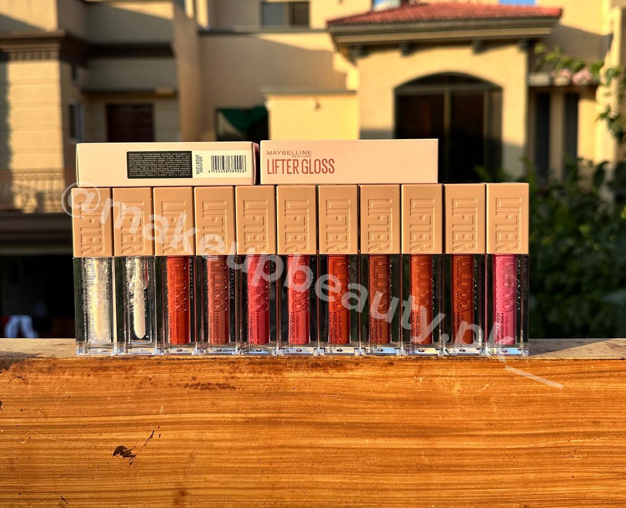 Maybelline Lifter Gloss Limited stock buy each now at Lowest Price😍✨.