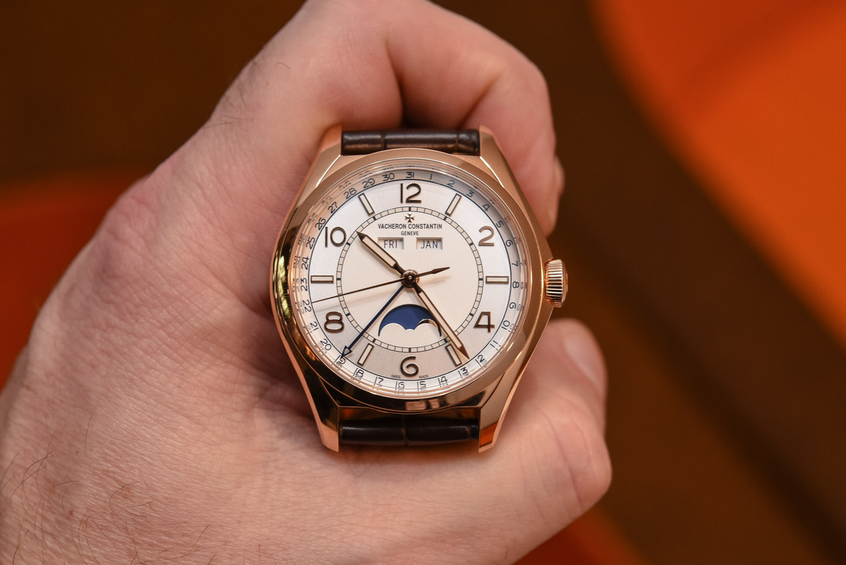 Vacheron-Constantin-FiftySix-Complete-Calendar-Review-1