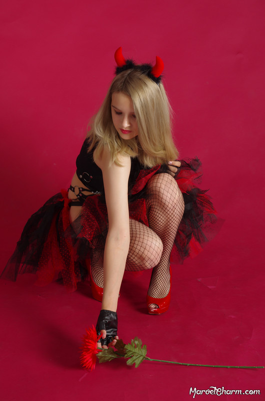 MarvelCharm_Lena-Halloween-2016-063