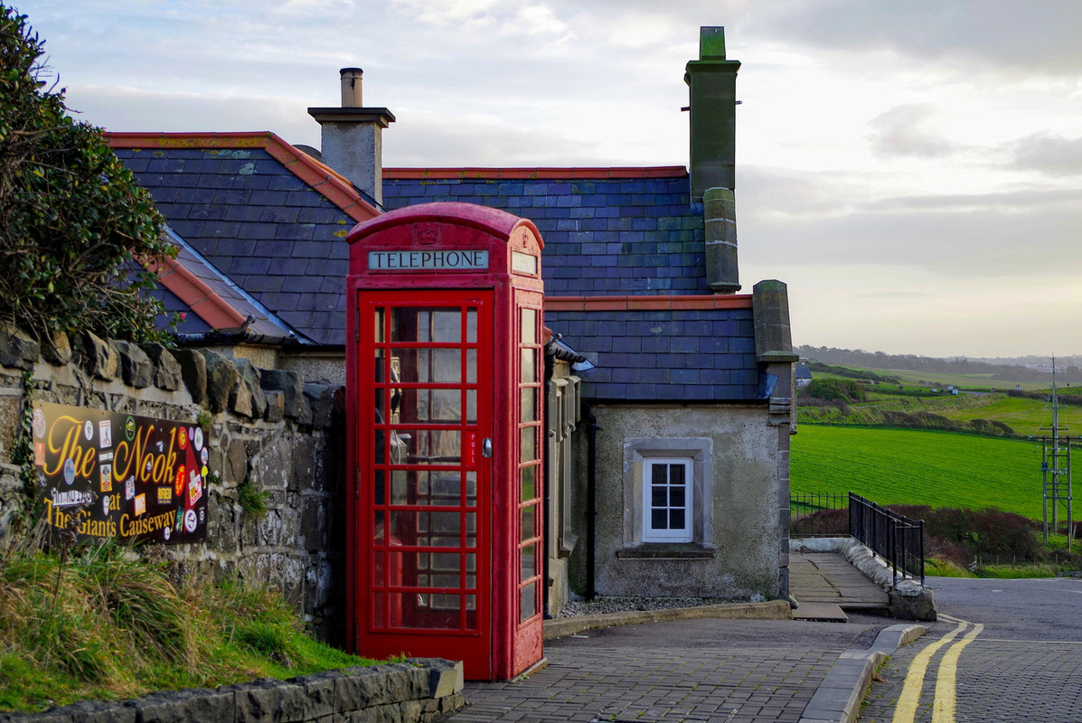 redphonebox.jpg
