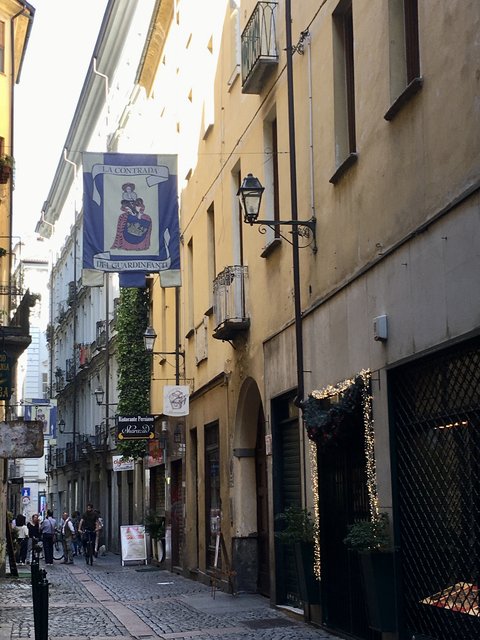 Porta Palazzo, Quadrilatero Romano y más - Turín en 4 días de abril de 2024 (50)