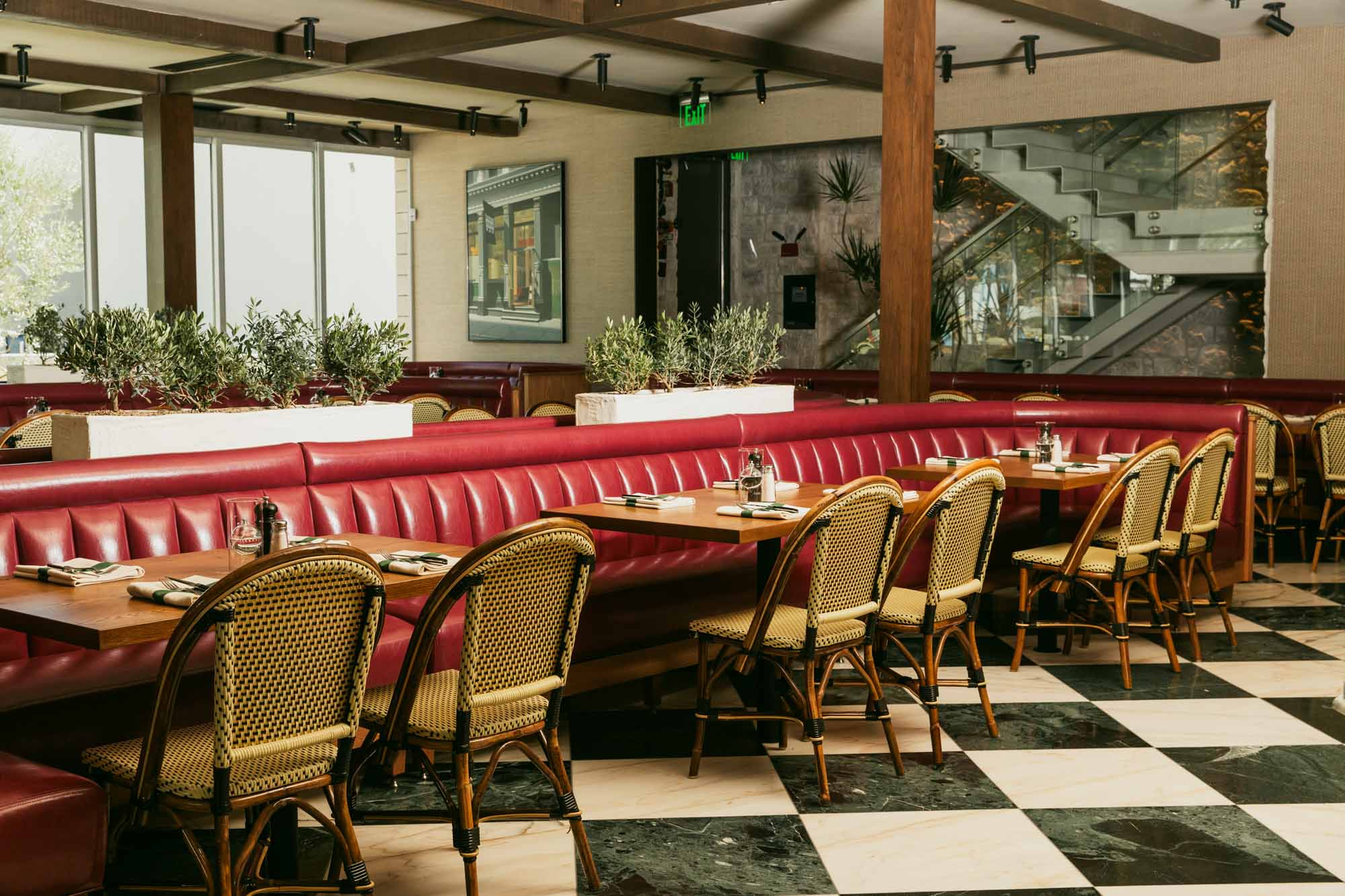 Pinyon dining room and open kitchen – Scottsdale coastal Mediterranean | Photo: Pinyon/Hi Noon Hospitality