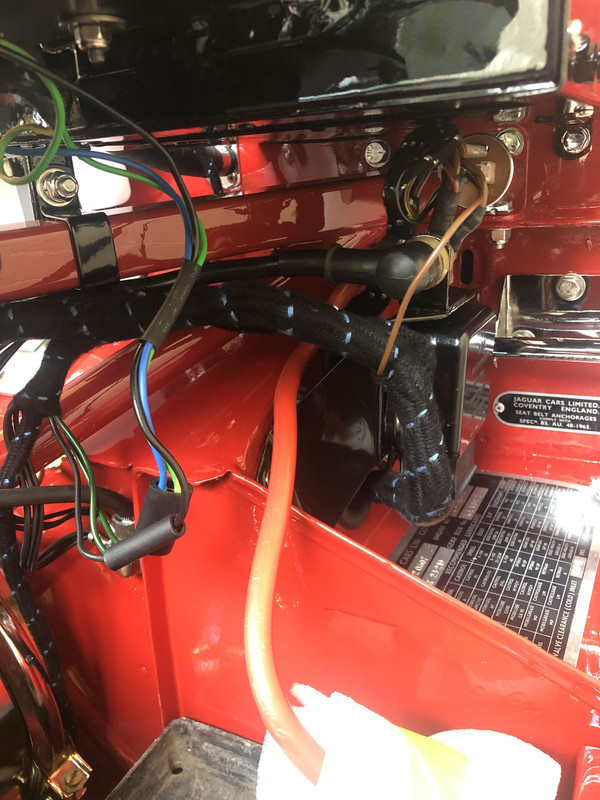 8C57ECC3-0815-4E3F-AC30-0BC6AFB16444