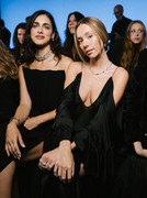 Ester-Exposito-Messika-Photocall26PFW17
