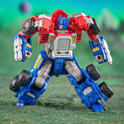 F6160-DIO-TRA-GEN-LEGACY-LDR-ARMADA-OPTIMUSPRIME-0003-Online-2000-SQ-2000x