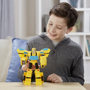 64-Cyberverse-Ultimate-Class-Bumblebee