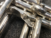 King 1965 Silver Flair Trumpet sn 423119 (3)