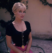 estella-blain-a70