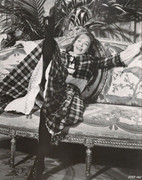 leslie-caron-mc93
