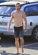 Chris-Hemsworth-superficial-guys-64