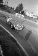  1957 International Championship for Makes - Page 2 57lm19-AMDBR1-300-S-R-Salvadori-L-Leston-2