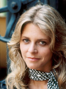 lindsay-wagner-d55