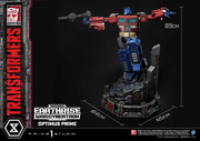 PMTF-05-Optimus-Prime-Transformers-War-For-Cybertron-Standard-04