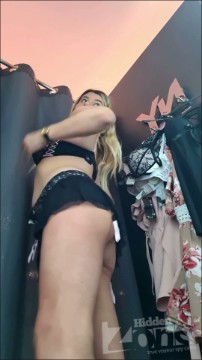 [Image: Voyeur53805122723.jpg]