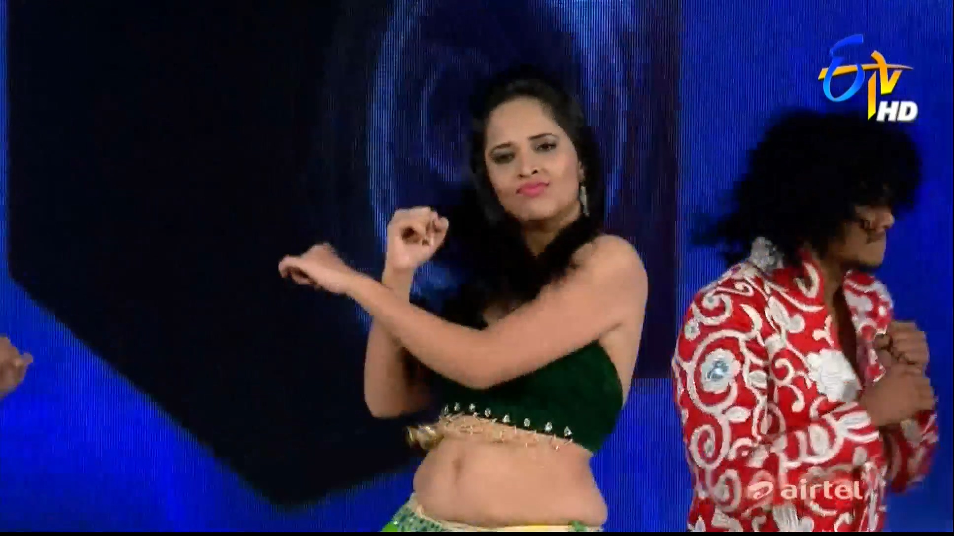 Anasuya Hot Performance (small size) mp4 20201128 105400 958 — Postimages