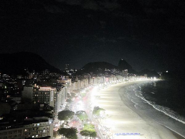 В джазе только девушки или аргентинско-бразильский калейдоскоп В джазе только девушки или аргентинско-бразильский калейдоскоп