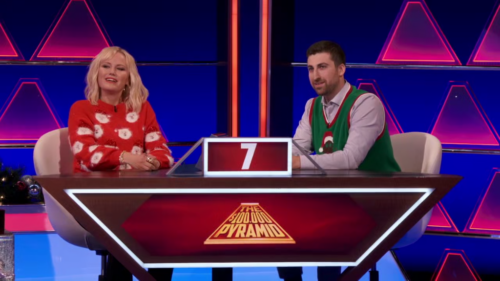 [Image: 7elezgd979bq.png]