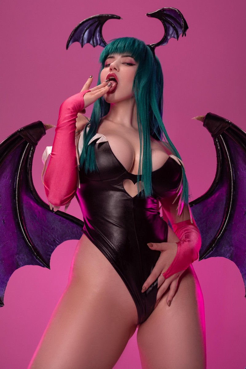 Alina Becker 莫莉甘 Morrigan Cosplay 暗黑系角色写真【40P-77.6M】插图2