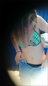 [Image: Voyeur2885145649.jpg]