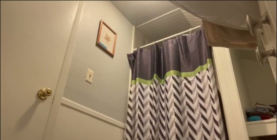 [Image: Voyeur54135103437.jpg]