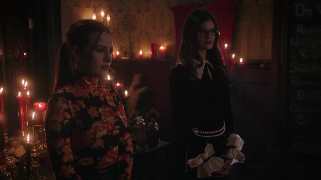 [Image: 2kjefj8bc4r2.jpg]