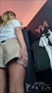 [Image: Voyeur22375104552.jpg]