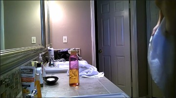 [Image: Voyeur17305150047.jpg]