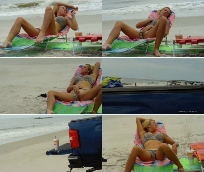 [Image: Public-Beach-Flash-3.jpg]