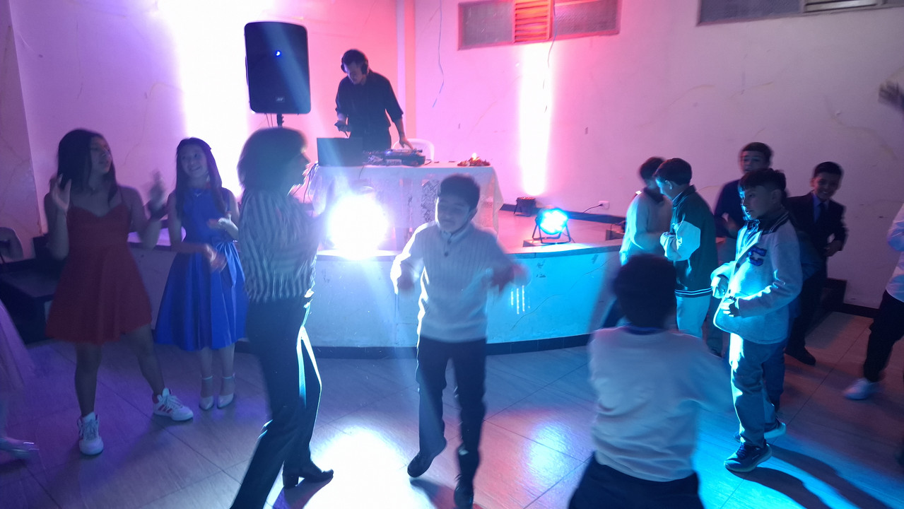 Prom (112)