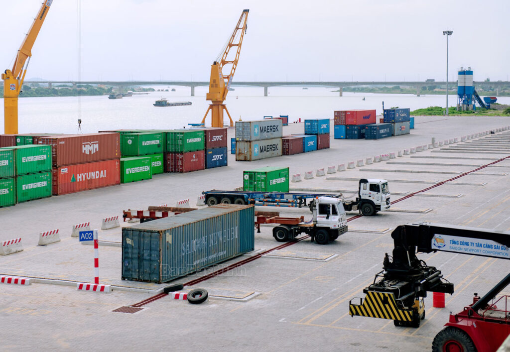 Lập tuyến vận tải container đường thủy kiểu mẫu Bắc Ninh – Hải Phòng