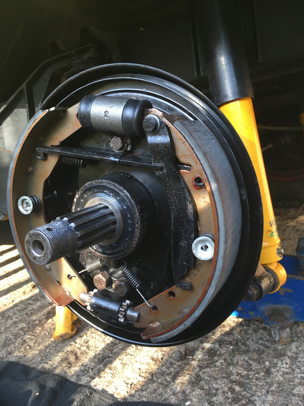 0DB5E909-F420-43B4-97E5-319AACC8876A