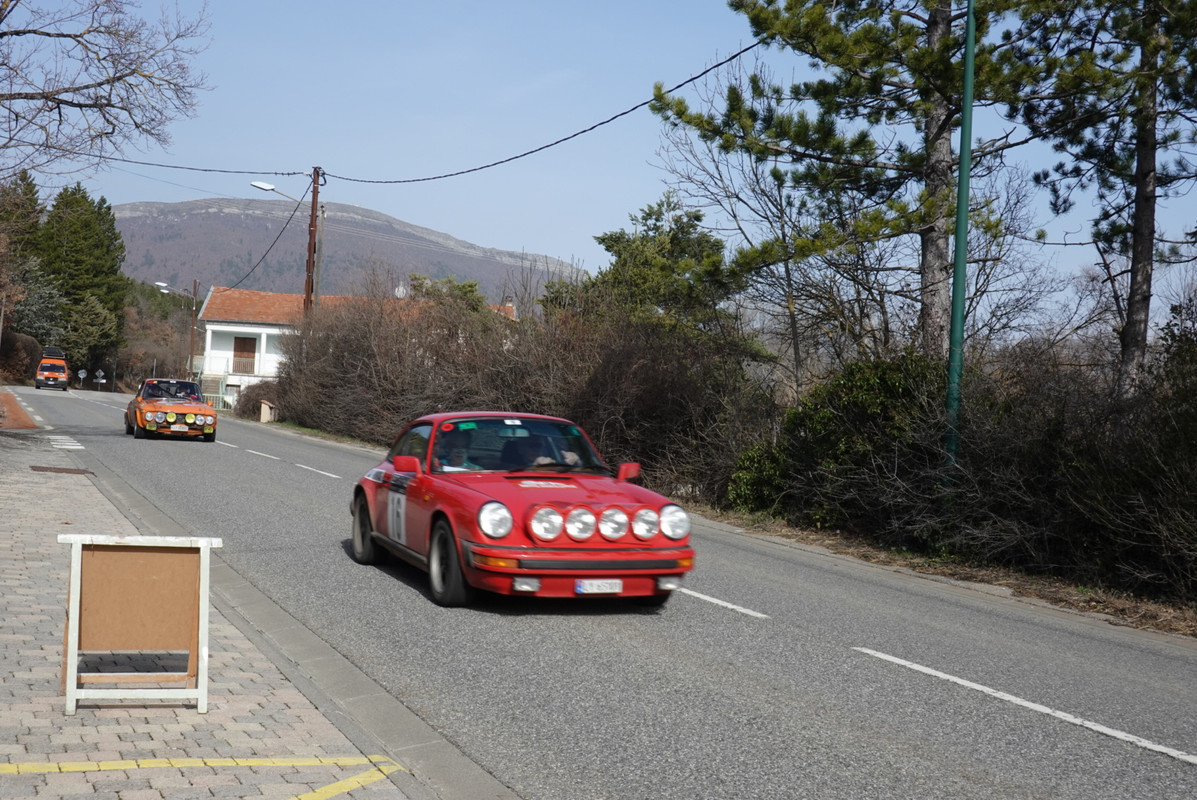 1FDD3412-49D6-4425-981A-E46AA3927D67