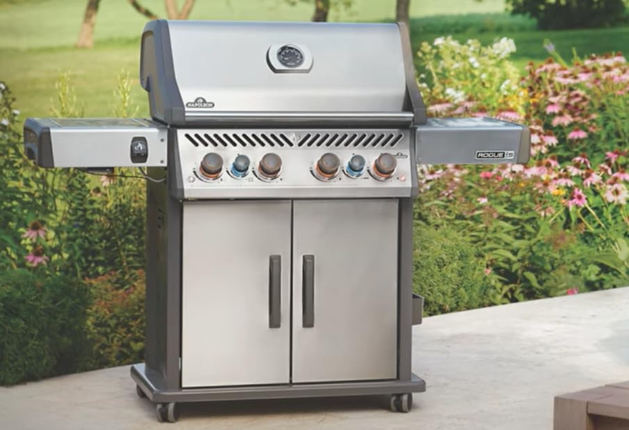 Asador premium a gas de acero inoxidable Napoleon Rogue PRO-S 625