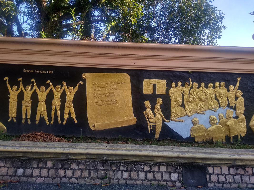 2020-08-06-taman-relief-sumpah-pemuda.jpg