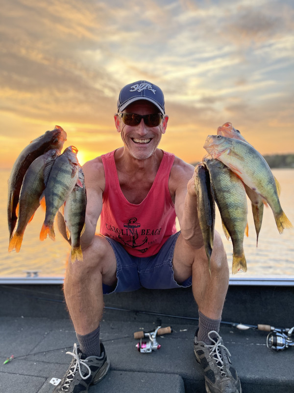 E7690562-8A29-46DB-AD12-E8B76A11EB2B