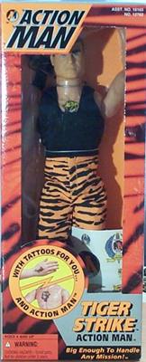 Action Man jungle figures, carded sets and vehicles. 0FD272D8-74B3-4D21-A3CA-1B85E62612FA