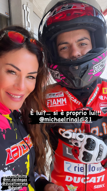 08A8C5CD-9E25-471F-B7F1-BE8151B4CF00