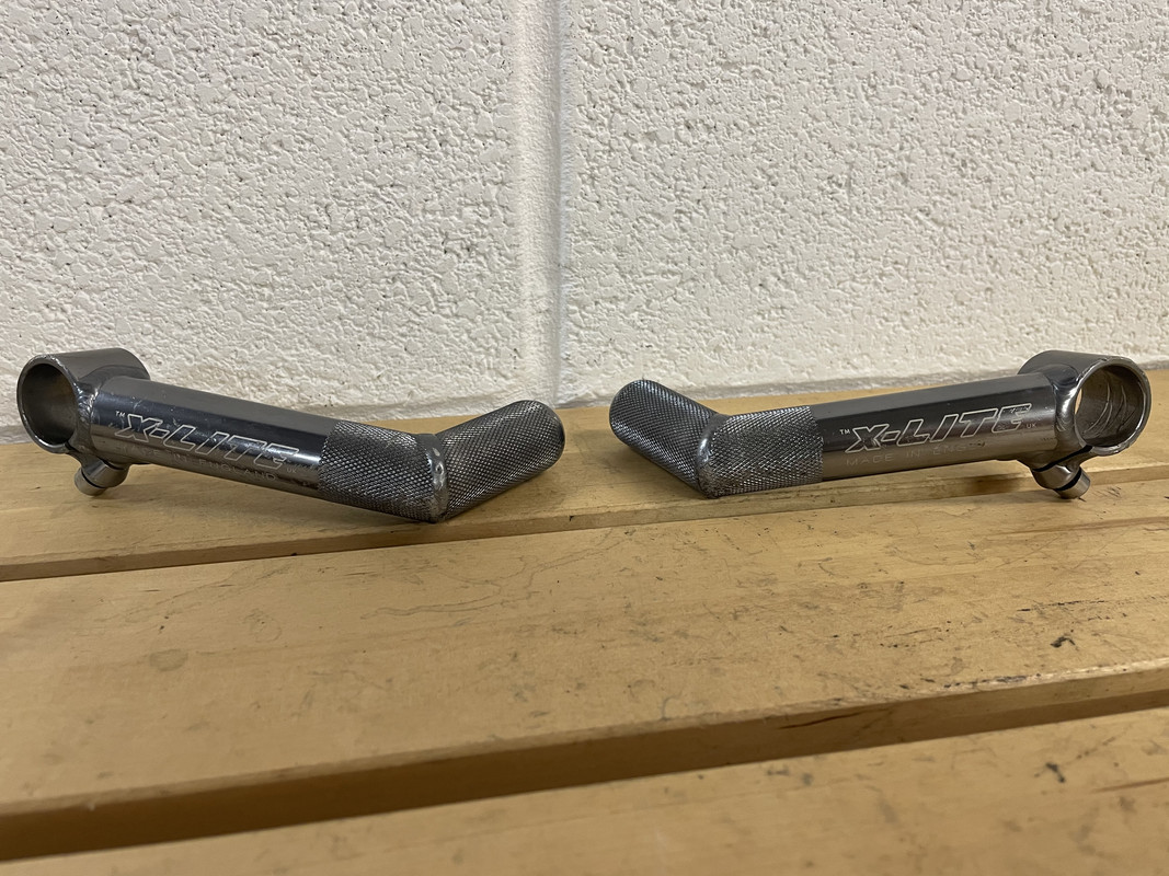 DE5F7C88-23C6-4834-A528-DB3108E5927D