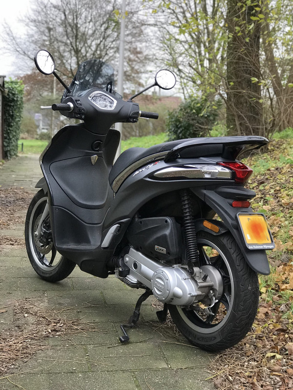 2C645E6C-718A-4165-BA69-91B354A61127