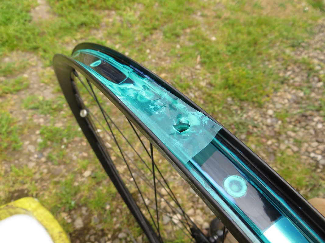 Tubeless old tape