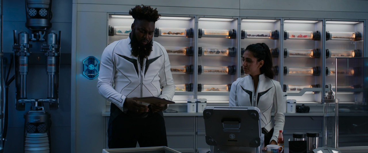 The.Marvels.2023.2160p.UHD.BluRay.REMUX.HDR.TrueHD7.1Atmos.(SVT-AV1)-ayt36.mkv_20240212_211432.503