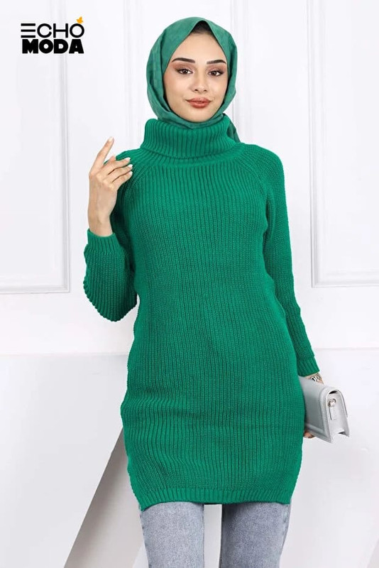 تونيكات طويلة بالبنطلون: إطلالة محتشمة بلمسة راقية تونيكات طويلة بالبنطلون: إطلالة محتشمة بلمسة راقية