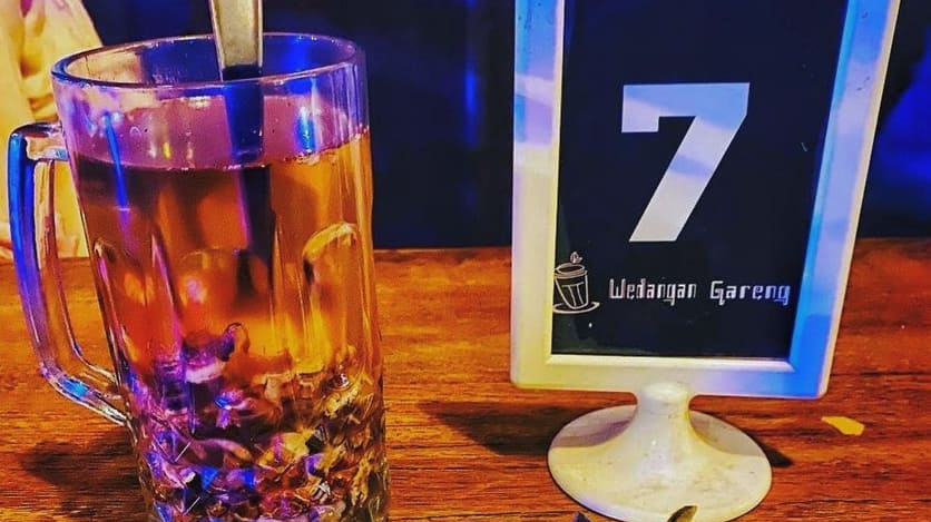 Wedang uwuh di Wedangan Gareng