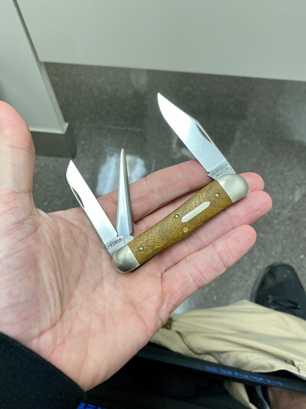 1A610553-79C4-4313-A293-5F4429BAD366