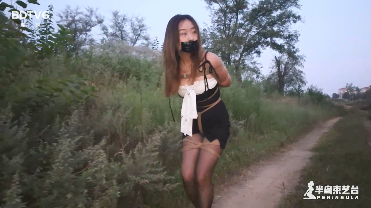 半岛束艺 户外孤岛求生 奎因.mp4_20210925_132834.155